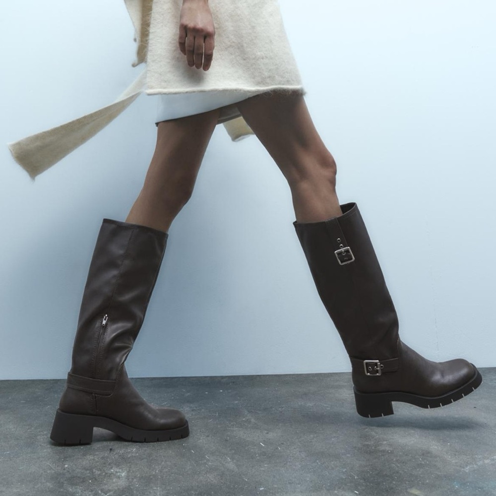 Zara Flat Boots with buckle